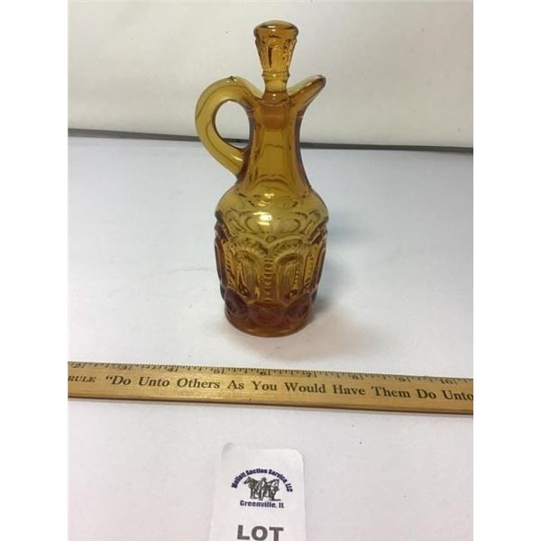 L E SMITH VINTAGE MOON & STARS AMBER GLASS CRUET
