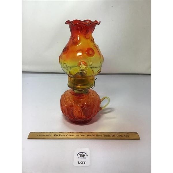L E SMITH VINTAGE MOON & STARS AMBERINA OIL LAMP