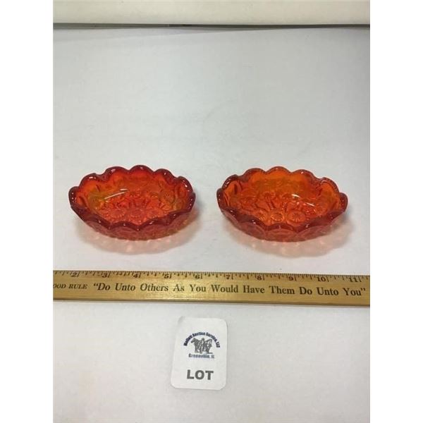 L E SMITH VINTAGE MOON & STARS AMBERINA TRINKET