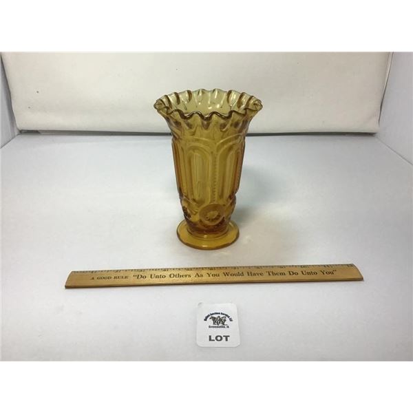 L E SMITH VINTAGE MOON & STARS AMBER GLASS FLUTED