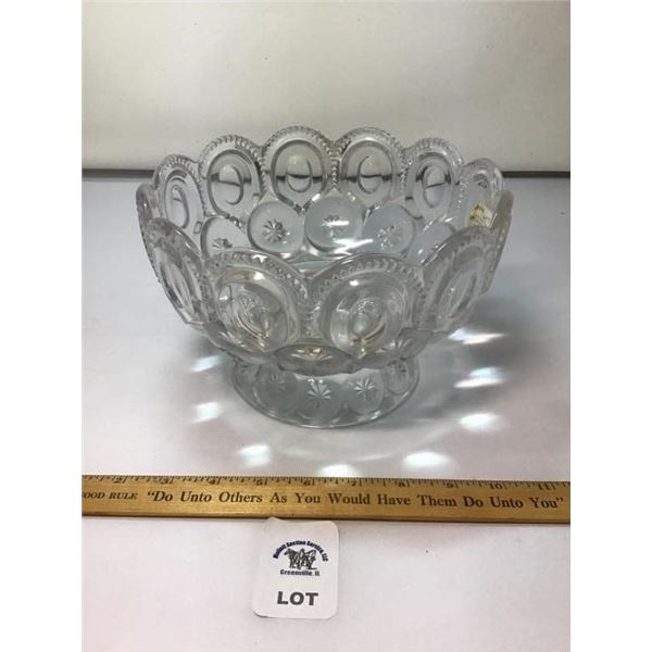 L E SMITH VINTAGE MOON & STARS CLEAR GLASS FOOTED