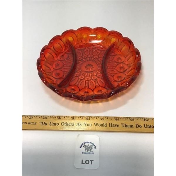 L E SMITH VINTAGE MOON & STARS AMBERINA GLASS