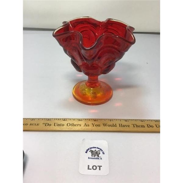 L E SMITH VINTAGE MOON & STARS AMBERINA GLASS