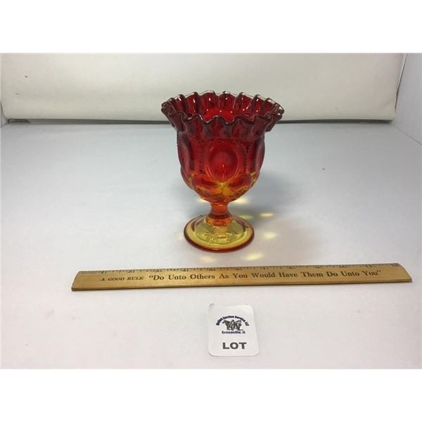 L E SMITH VINTAGE MOON & STARS AMBERINA GLASS