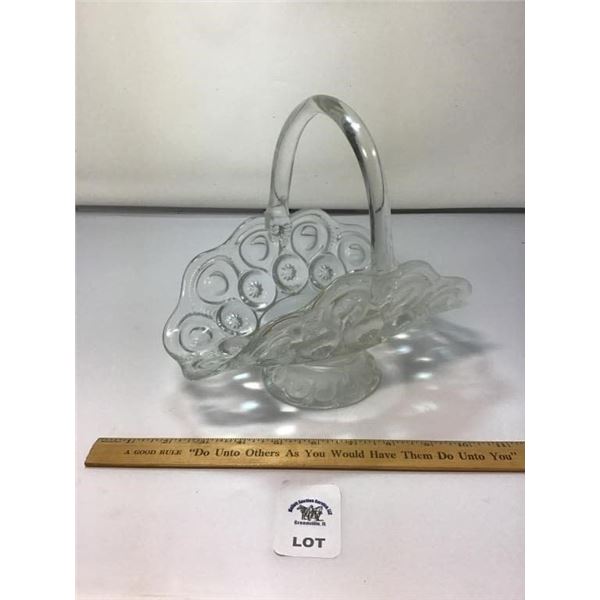 L E SMITH VINTAGE MOON & STARS CLEAR GLASS BASKET