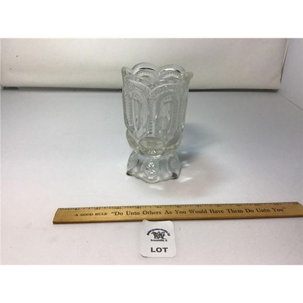 L E SMITH VINTAGE MOON & STARS CLEAR GLASS FOOTED