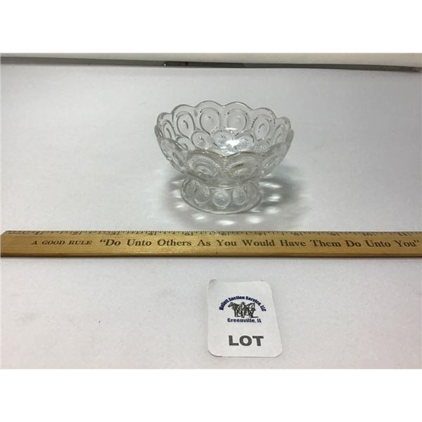 L E SMITH VINTAGE MOON & STARS CLEAR GLASS FINGER