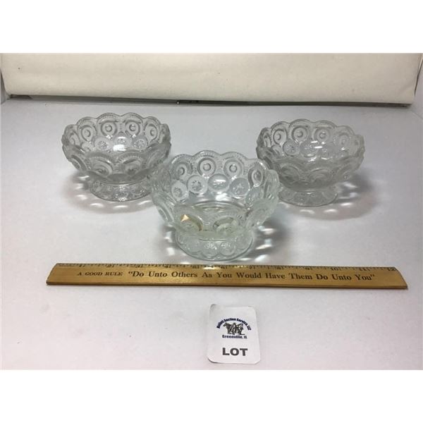L E SMITH VINTAGE MOON & STARS CLEAR GLASS FOOTED
