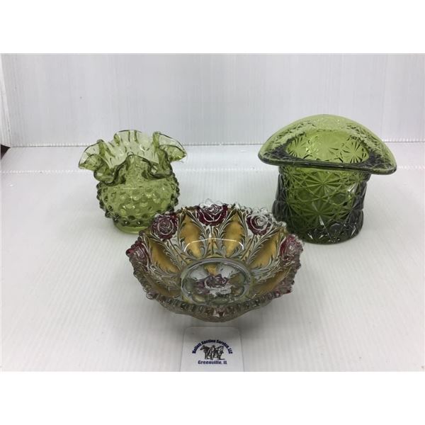 FENTON GREEN HOBNAIL CRIMPED VASE AND TOP HAT,