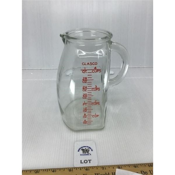 VINTAGE GLASCO POT BELLY 4 CUP MEASURING PITCHER