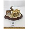 Image 1 : LOWELL DAVIS WINTERING DEER FIGURINE
