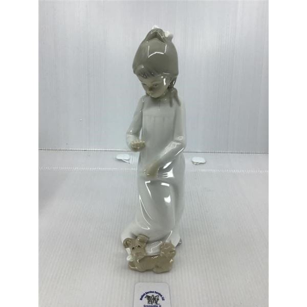 LLARDO NAO GIRL WITH PUPPY, NIGHTGOWN ,DRESS