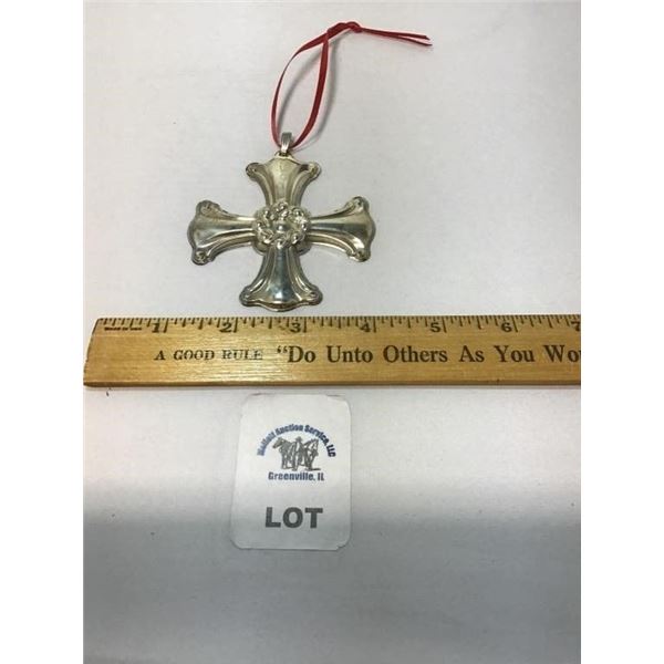 2001 REED AND BARTON STERLING CHRISTMAS CROSS