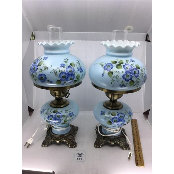 FENTON BEDSIDE GONE WITH THE WIND LAMPS 1 pr