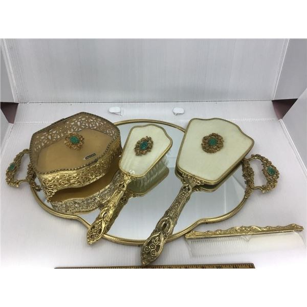 VINTAGE VANITY SET