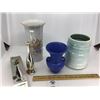 Image 1 : ASSORTMENT OF VASES