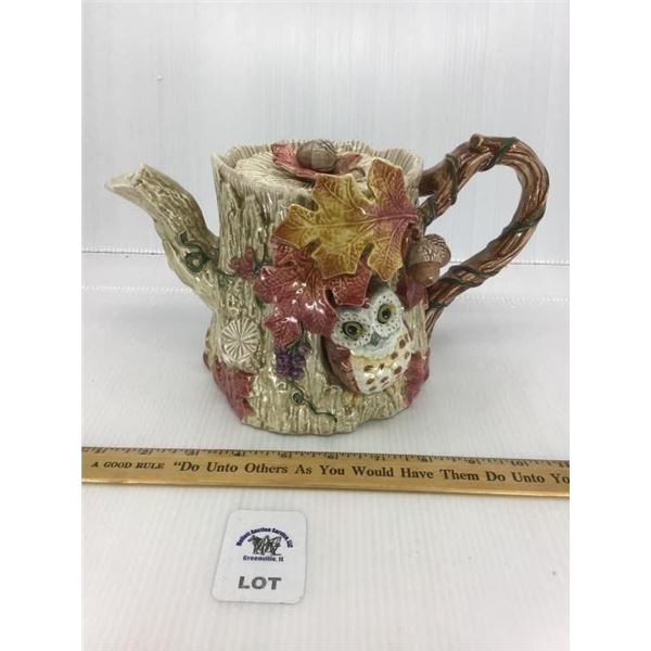 FITZ and FLOYD AUTUMN WOODS PITCHER