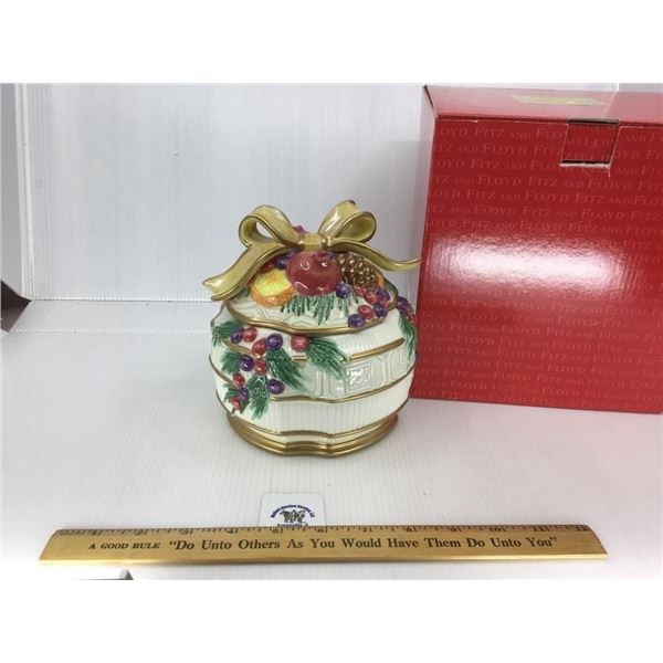 FITZ and FLOYD WINTER SPICE SMALL LIDDED BIX