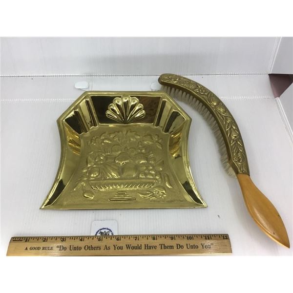 ANTIQUE BRASS CRUMB/DUST BROOM  & DUSTPAN