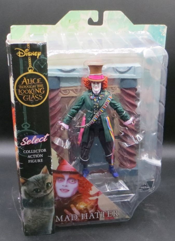 Diamond Select Alice Through the Looking Glass Mad Hatter in Green Coat ...