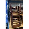 Image 2 : 4 DARK WOOD COMMERCIAL SLAT BACK RESTAURANT CHAIRS