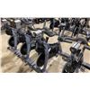 Image 2 : STAGES GREY COMMERCIAL ADJUSTABLE SPINNER BIKE WITH SHOE CLIP/STANDARD PEDALS