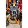 Image 2 : ORANGE RIDGID INDUSTRIAL 37L SHOP VAC & BLACK SHOP VAC 18.9L SHOP VAC