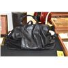 Image 2 : BLACK TUMI DUFFLE BAG