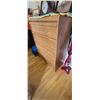 Image 2 : OAK 5 DRAWER DRESSER