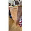 Image 5 : OAK 5 DRAWER DRESSER