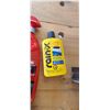 Image 12 : ASSORTED AUTOMOTIVE CLEANING SUPPLIES AND MISC