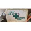 Image 3 : FIRST AID BOX AND RUBBER GLOVES