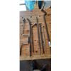 Image 1 : ASSORTED PRY BARS AND TOOLS