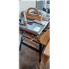 Image 7 : RIGID 10" TABLE SAW MODEL 4516 COMES WITH ACCESSORIES AND STAND