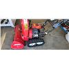 Image 15 : HONDA HS 624 24" SNOW BLOWER - HYDROSTATIC - ON TRACKS - EXCELLENT CONDITION