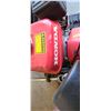 Image 25 : HONDA HS 624 24" SNOW BLOWER - HYDROSTATIC - ON TRACKS - EXCELLENT CONDITION
