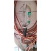 Image 3 : TWO TROUBLE LIGHTS AND AN EXTENSION CORD