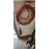 Image 9 : TWO TROUBLE LIGHTS AND AN EXTENSION CORD