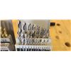 Image 2 : DTHREE DRILL BIT SETS ONE IS TITANIUM SET