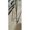 Image 2 : FOUR VERTICALE TOMATO CAGES