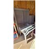 Image 18 : PATIO TABLE AND THREE CHAIRS - METAL FRAMED
