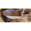Image 2 : DOUBLE WHEEL WHEEL BARROW - YARD WORKS