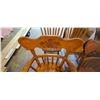 Image 7 : 4 PINE  KITCHEN CHAIRS