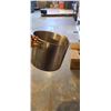 Image 2 : 3 COOKING POTS AND MISC