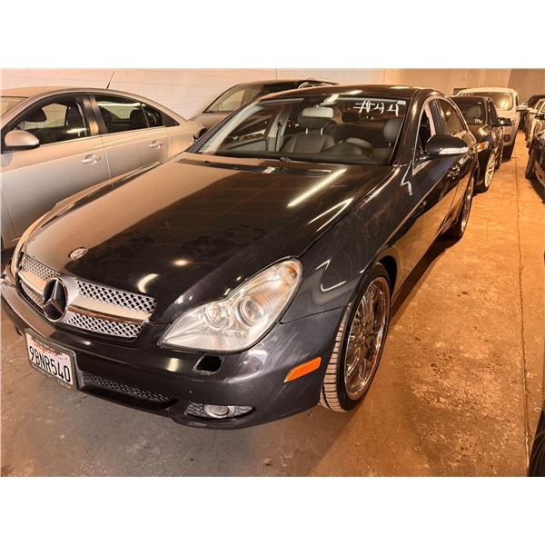 2007 Mercedes CLS 500 - SALVAGE/92,987 Mi