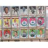Image 14 : 66 Hockey Cards Framed