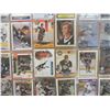 Image 10 : 70 Wayne Gretzky Hockey Cards Framed