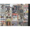 Image 5 : 70 Wayne Gretzky Hockey Cards Framed