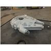 Image 1 : Star Wars Millennium Falcon toy