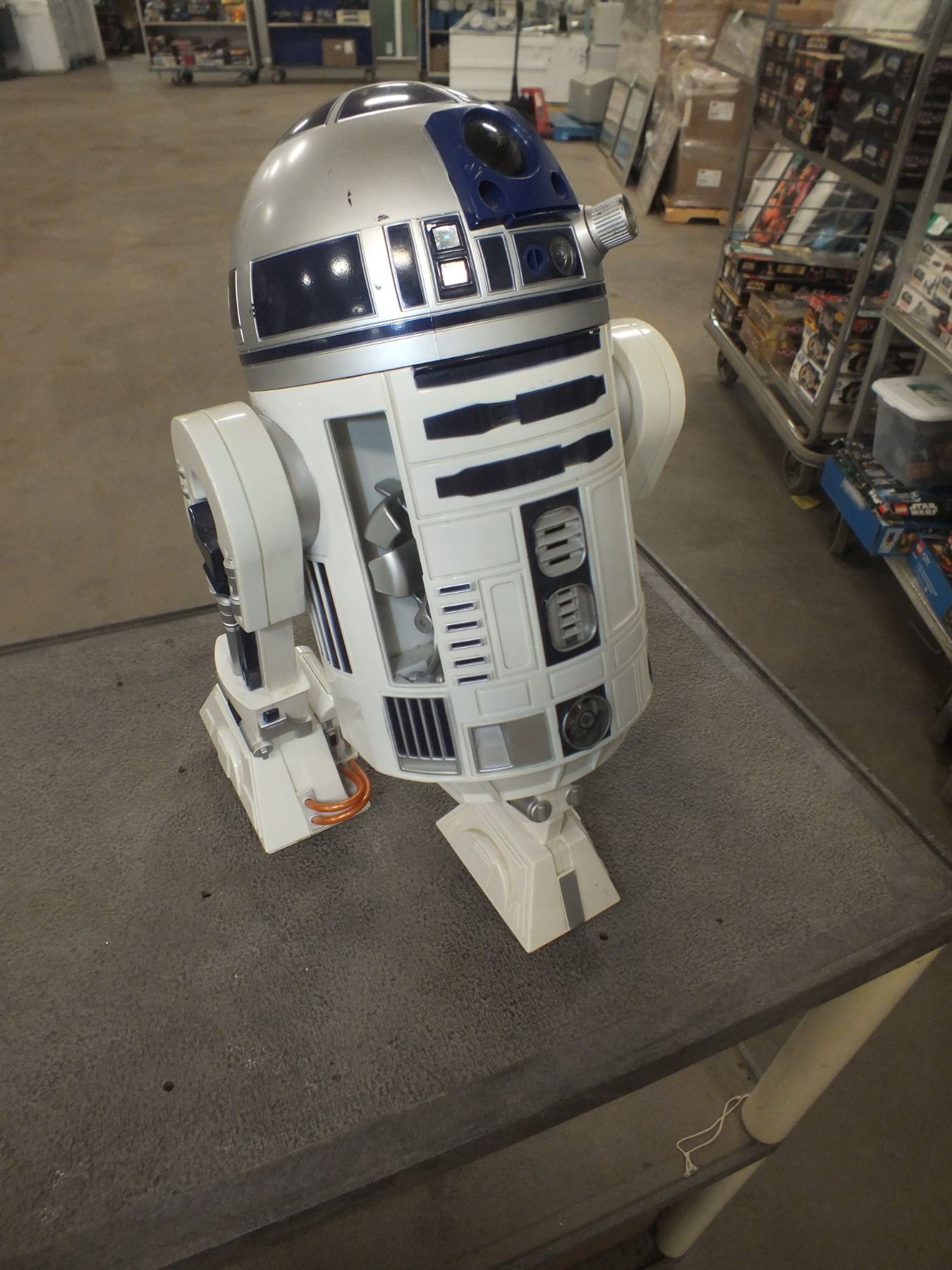 Rusty R2 D2 Star wars R2 D2